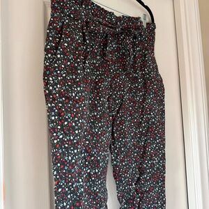 Zara Black Floral Ankle Pants
